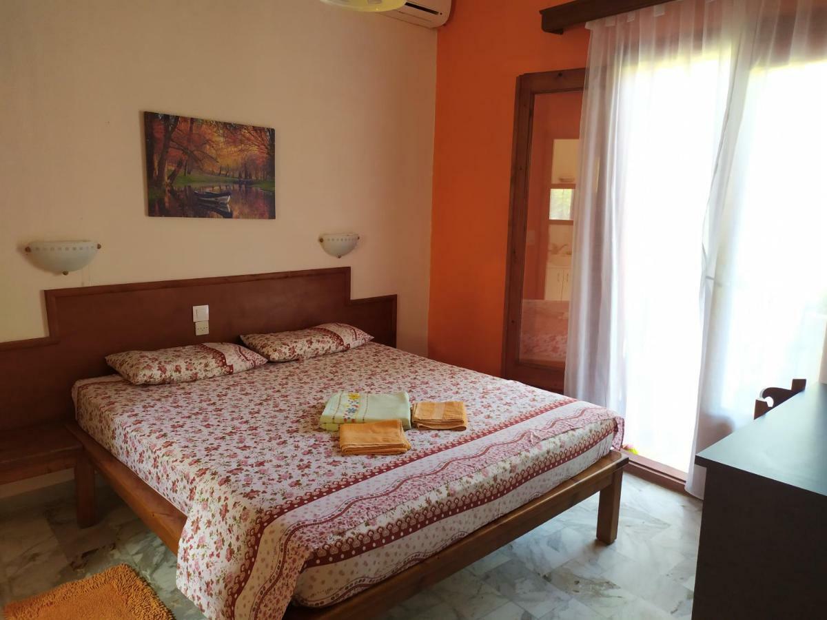 Apartment Victoria Ájosz Jeórjosz Kültér fotó